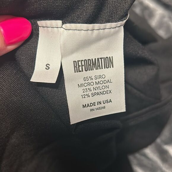 Reformation black bodycon dress size 2 - Picture 8 of 8